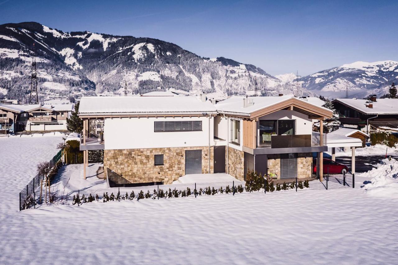 Aurora Mountain Chalet By We Rent, Summercard Included 카프룬 외부 사진