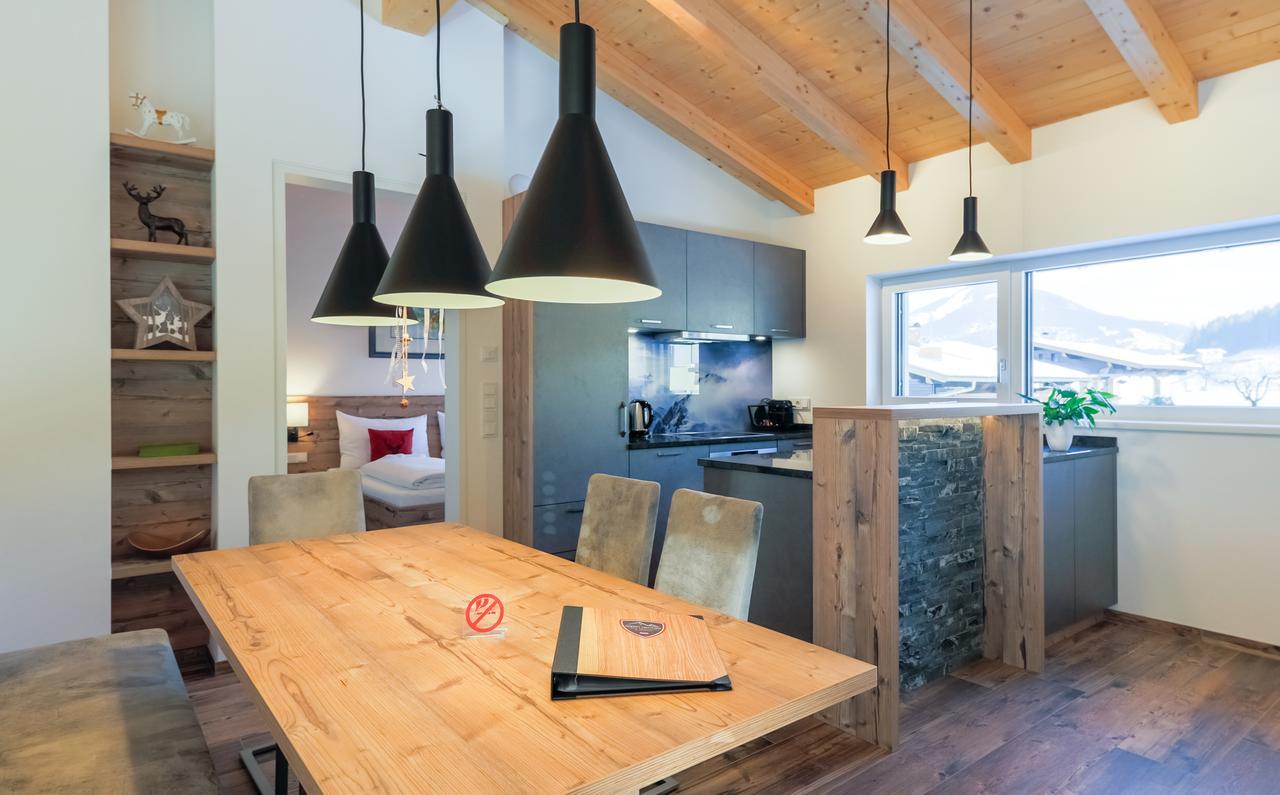 Aurora Mountain Chalet By We Rent, Summercard Included 카프룬 외부 사진