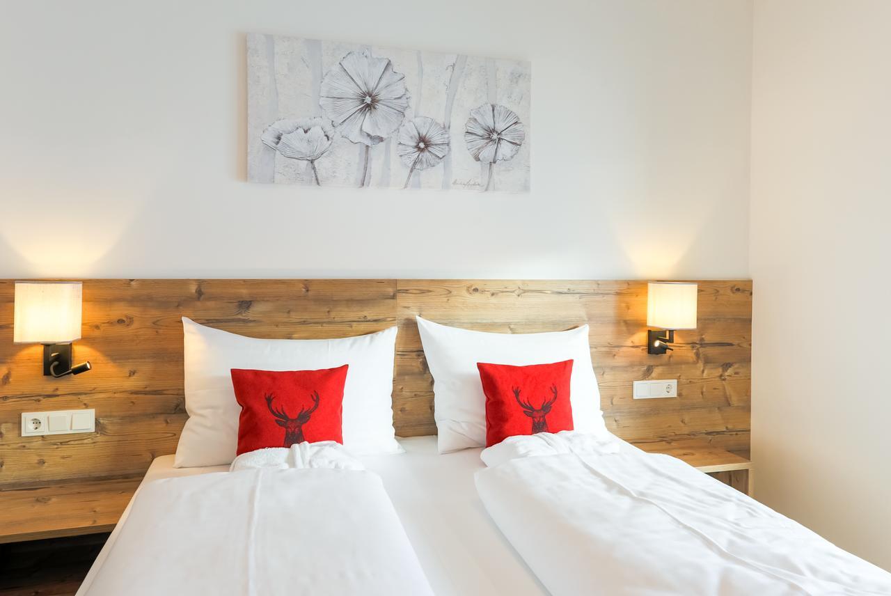 Aurora Mountain Chalet By We Rent, Summercard Included 카프룬 외부 사진