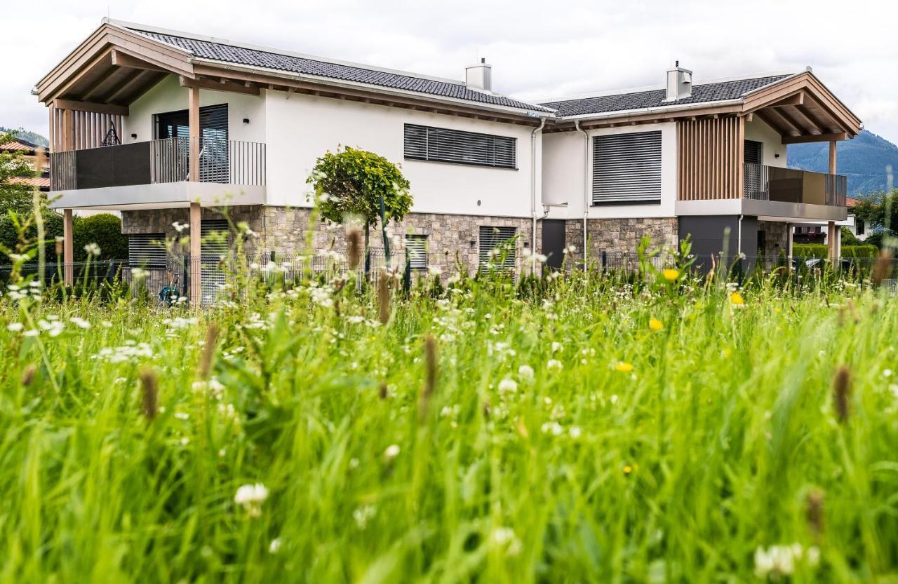 Aurora Mountain Chalet By We Rent, Summercard Included 카프룬 외부 사진